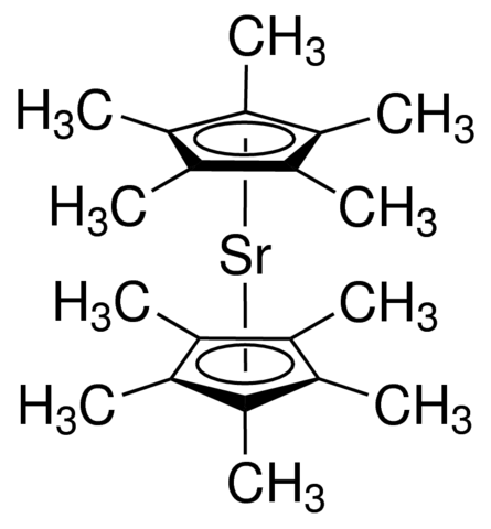 Bis(pentamethylcyclopentadienyl)strontium, dimethoxyethane adduct Chemical Structure